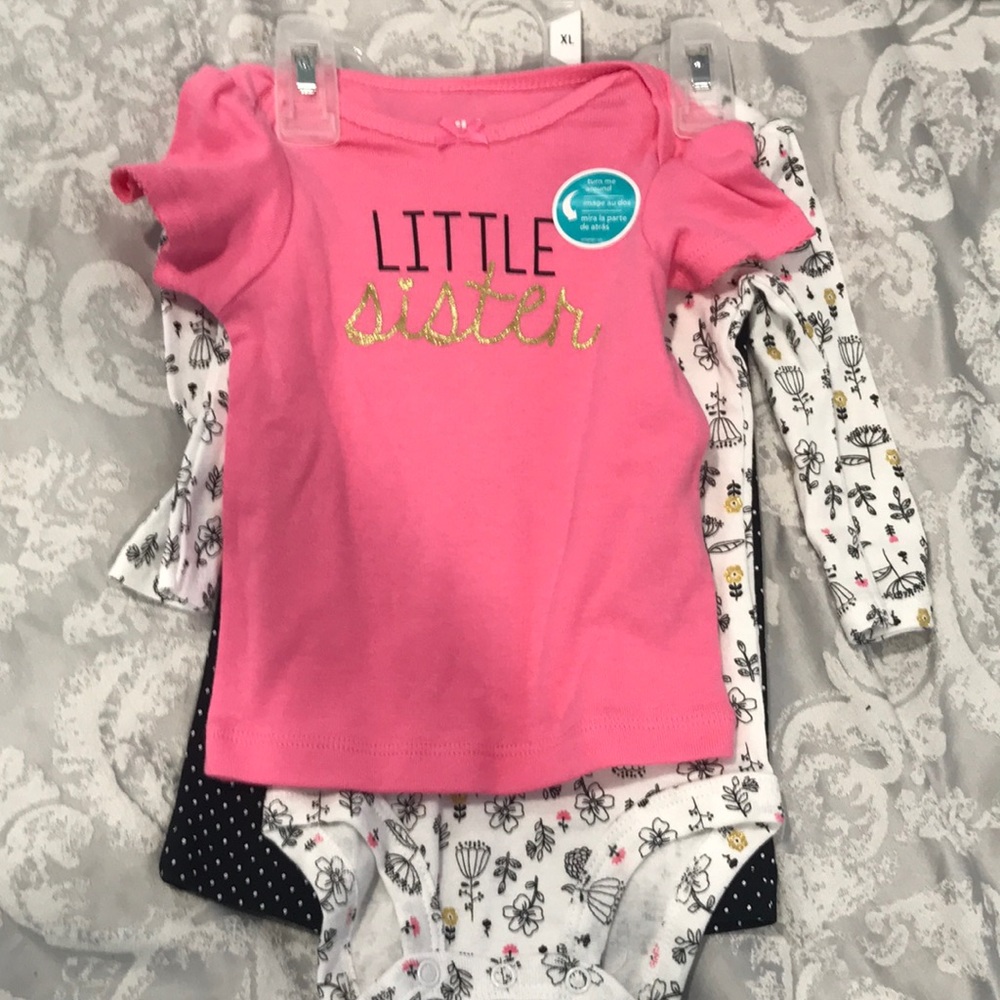 Brand new 3 piece set by Carter’s